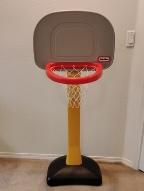 Little Tikes Kids 52 In. Basketball Hoop